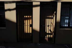 В Перми нашли тело в квартире осуждённого за каннибализм