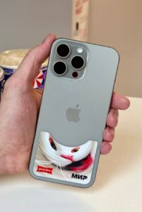 Альфа-Банк выпустил лимитированные платежные стикеры с котами