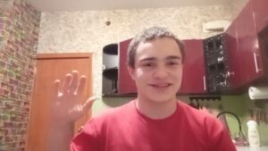 Студента МФТИ с низкими баллами отчислили повторно