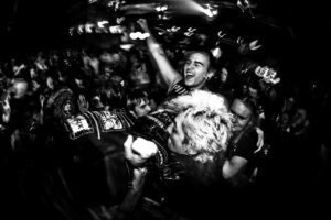 Махачев вызвал Трампа после завоевания второго титула UFC