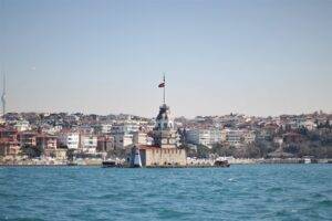 Паром из Сочи в Турцию заблокирован в море