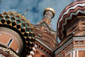 ЕС готовится к полному запрету виз для россиян