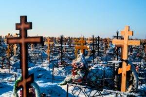 РПЦ призвала не верить в Деда Мороза