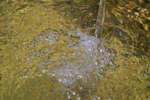 Гражданам разъяснили порядок перерасчёта за некачественную горячую воду